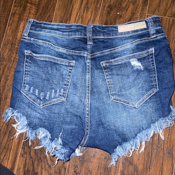 Cello Jean shorts - Picture 2 of 5